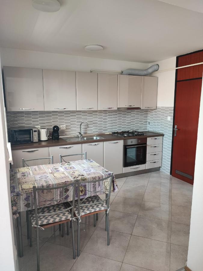 Apartment Eva Pula Luaran gambar