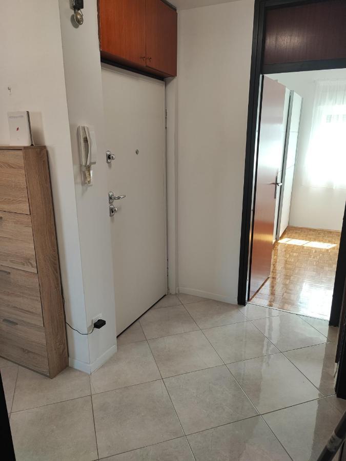Apartment Eva Pula Luaran gambar